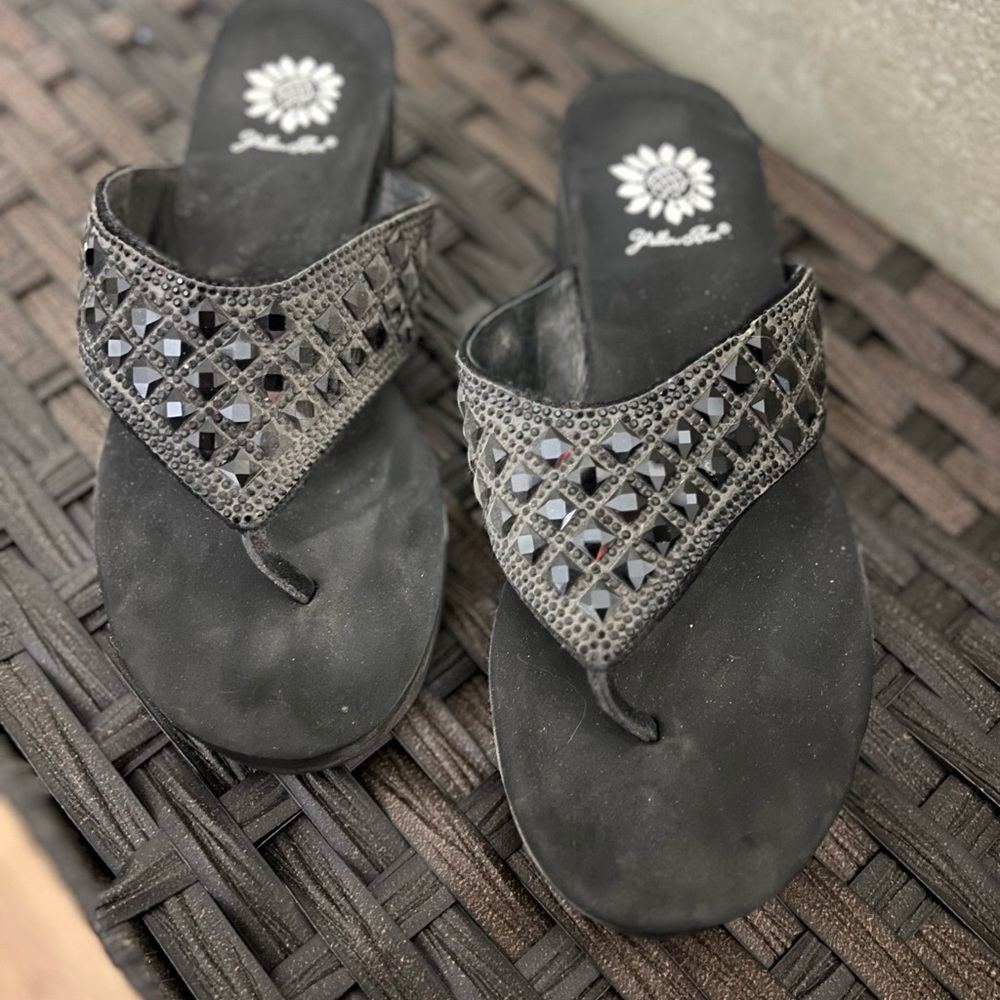 Yellow Box Black and Silver Women's Sandals